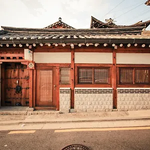 Maison d'hôtes Bukchonmaru Hanok